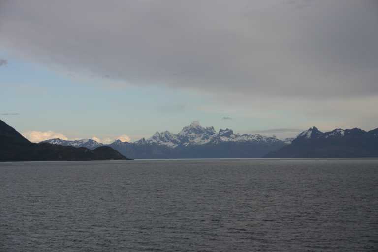 031224_P_Ar_067.JPG (20103 Byte)