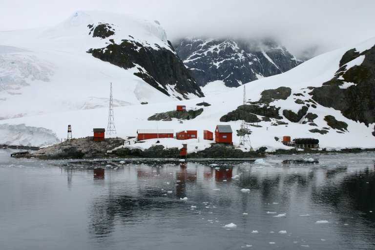 031229_phci_020.jpg (41119 Byte)