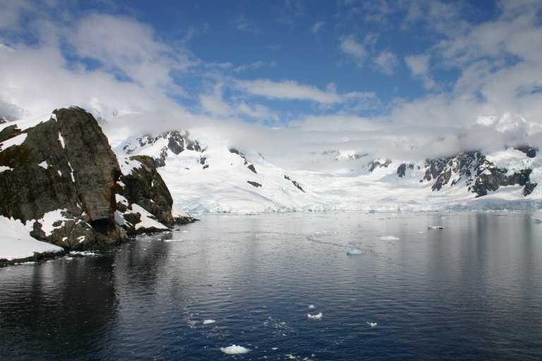 031229_phci_081.jpg (37931 Byte)