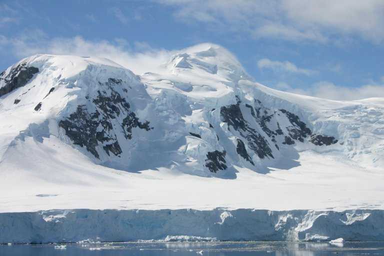 031229_phci_102.jpg (34240 Byte)