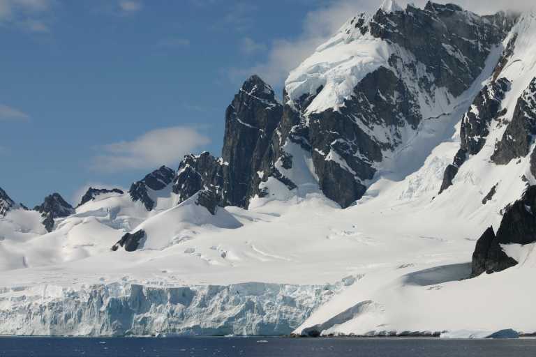 031229_phci_170.jpg (37003 Byte)