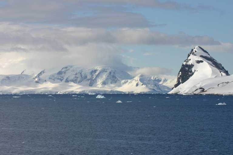 031229_phci_210.jpg (26920 Byte)