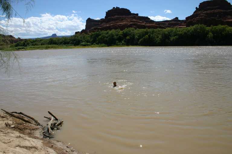 040912_CANL_036.JPG (39831 Byte)