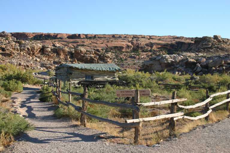 040914_ARCH_019.JPG (72895 Byte)