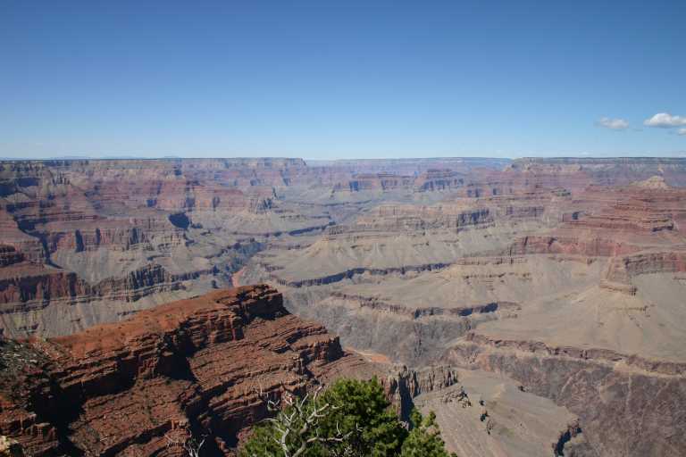 040921_GCNP_025.JPG (48177 Byte)