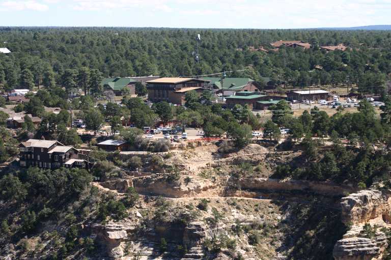 040921_GCNP_034.JPG (79422 Byte)